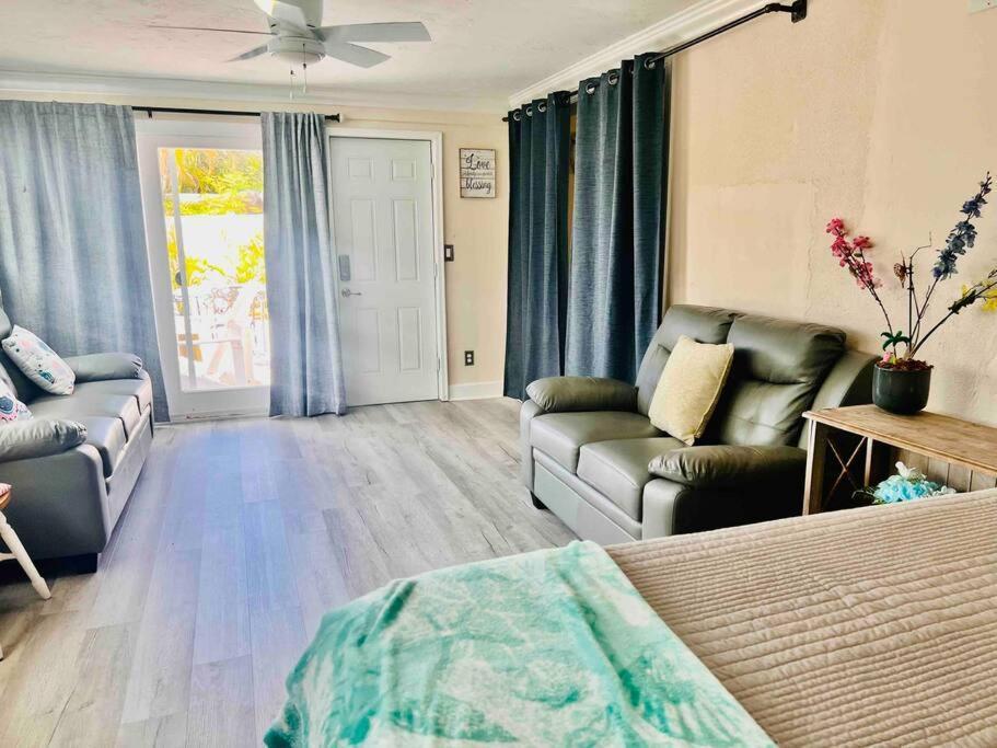 Cozy 2 Bedrooms Home By The Water كيب كورال المظهر الخارجي الصورة