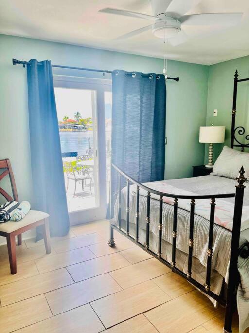 Cozy 2 Bedrooms Home By The Water كيب كورال المظهر الخارجي الصورة